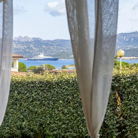 Willa Smeralda By Interhome Cannigione